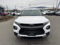 This 2022 Chevrolet Trailblazer LT is a strong fit for drivers who want efficiency, modern safety, a... (image 1)