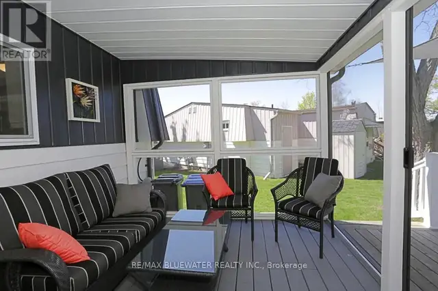 314 WYLDWOOD LANE S South Huron (Stephen), Ontario in Houses for Sale in Grand Bend - Image 24