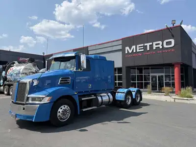 2018 Blue Western Star 5700, 72 34 low rise sleeper, DD15 Engine, 505 HP, DT12(auto), 3.58 Ratio, 20...
