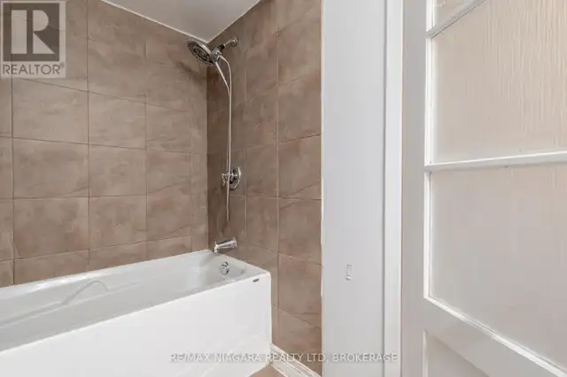 49 AUTUMN PLACE St. Catharines (Secord Woods), Ontario in Houses for Sale in St. Catharines - Image 16