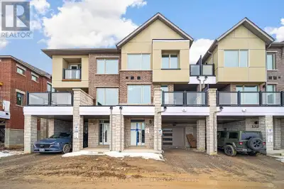 LOCATION ! LOCATION! LOCATION! Brand New, never lived in, Sun filled , 3 story, 3 bed, 3 washroom to...
