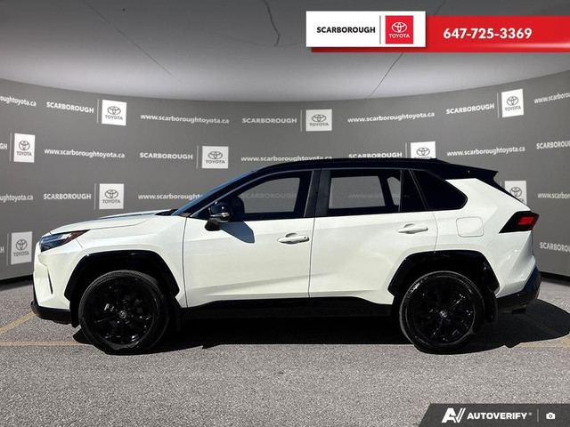 2022 Toyota RAV4 Hybrid XSE AWD | Sunroof | Alloys in Cars & Trucks in City of Toronto - Image 3