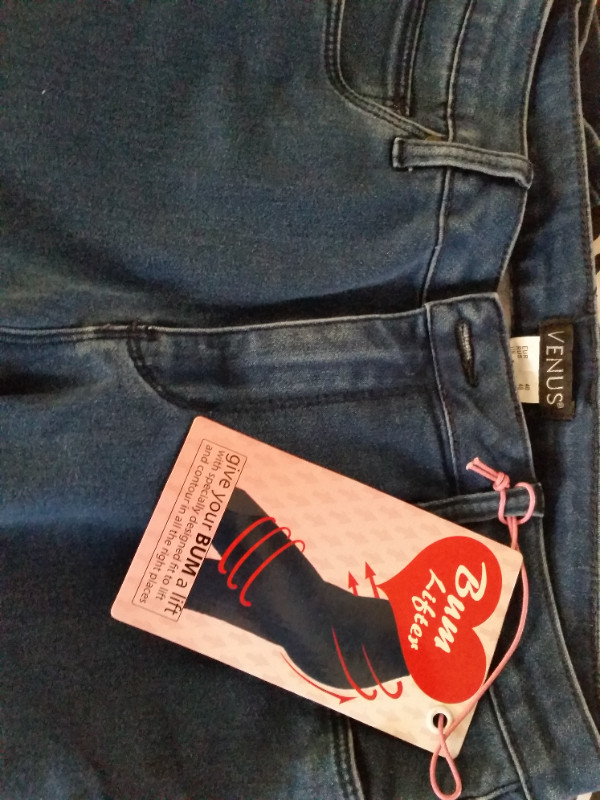 Jeans by Venus in Women's - Bottoms in Winnipeg - Image 2