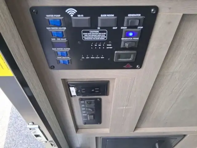 2023 Coachmen RV Freelander 22XG in RVs & Motorhomes in Kelowna - Image 11