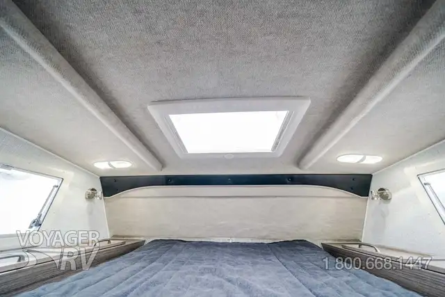 2027 Northern Lite 8.11 EX Dry Bath Limited Edition in Travel Trailers & Campers in Kelowna - Image 23