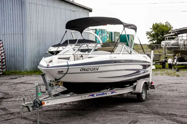 2009 Glastron GT185 in Powerboats & Motorboats in Rimouski / Bas-St-Laurent - Image 5