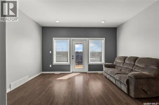 20 550 Southwood DRIVE Prince Albert, Saskatchewan in Condos for Sale in Prince Albert - Image 15