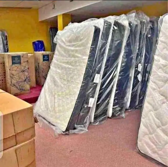 Twin Mattress - Full Mattress : King Mattress | Queen Mattress in Beds & Mattresses in Oshawa / Durham Region - Image 6