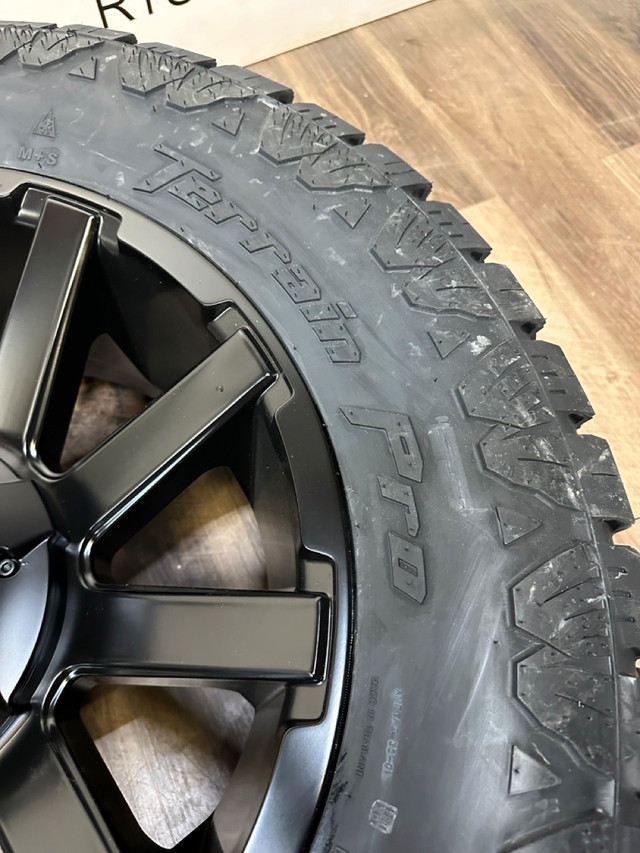 35x12.5x20 Amp tires & rims 8x180 GMC Chevy 2500 3500 in Tires & Rims in Saskatoon - Image 3