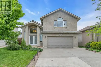 4274 CANBERRA Windsor, Ontario