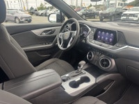 This Chevrolet Blazer LT runs a strong turbocharged 2.0L engine paired with a smooth 9-speed automat... (image 9)