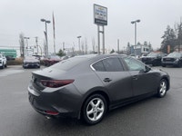 This Mazda3 GX pairs a responsive 2.0L four cylinder engine with an automatic transmission for an en... (image 3)