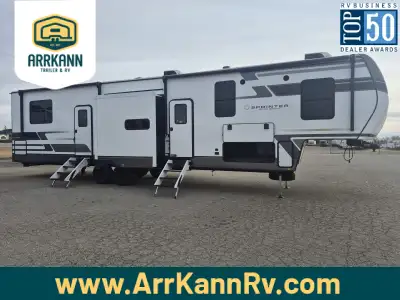 Come see our new 2026 Keystone Sprinter 3810QBS Wide Body, a bunkhouse fifth wheel built for familie...