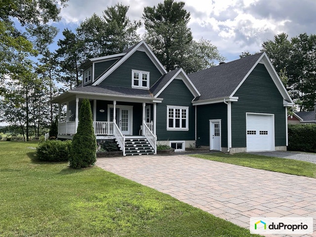 $742,500 - 1 1/2 Storey for sale in Drummondville (St-Nicéphore) — photo 1
