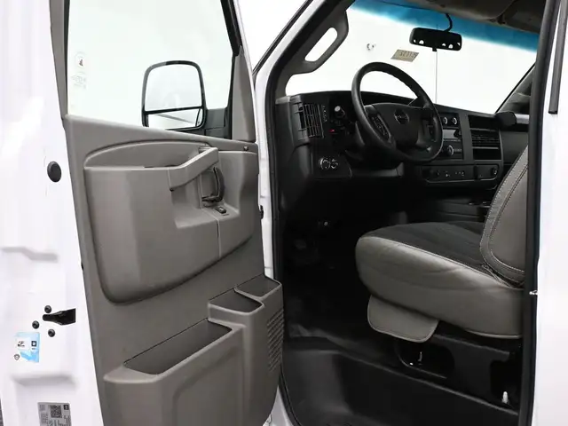 2023 GMC Savana Cargo **SALE PENDING** in Cars & Trucks in City of Halifax - Image 13