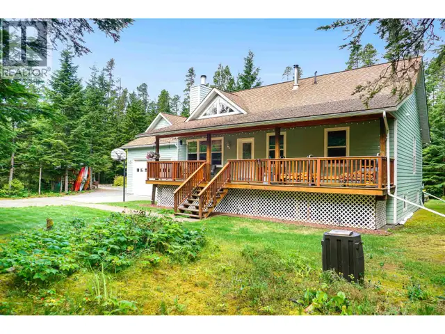 2926 WOESTE AVENUE Terrace, British Columbia in Houses for Sale in Terrace - Image 3