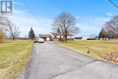 EXCITING COMMERCIAL OPPORTUNITY IN THOROLD! 0.84 acres of C5 Highway Commercial zoned land offering...