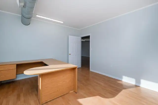 Great Office Space Available!!! Felix Robitaille, Realtor ® in Commercial & Office Space for Rent in Whitehorse - Image 11