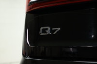 Local trade!!! Treat your family to the features they deserve in this 7 passenger Q7 great features... (image 7)