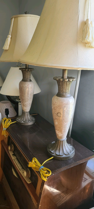 Table lamps in Indoor Lighting & Fans in Ottawa - Image 2