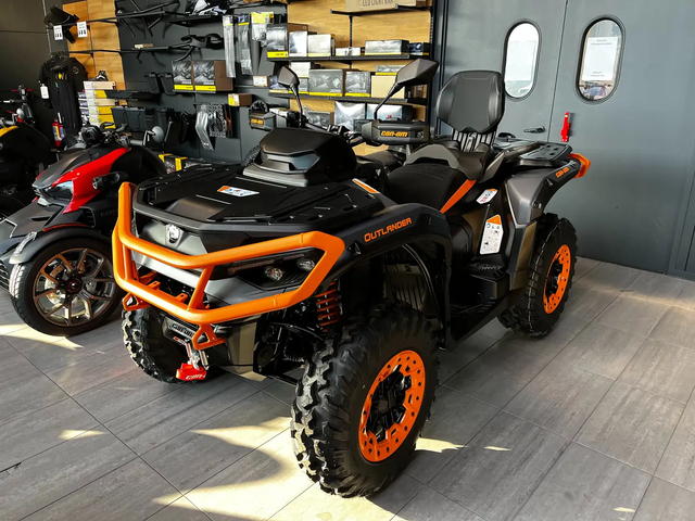 2026 CAN AM OUTLANDER MAX XT P 1000R (FINANCING AVAILABLE) in ATVs in Strathcona County - Image 4
