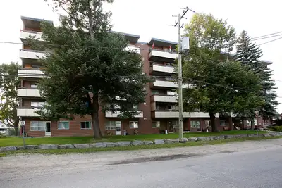 Collingwood 1 Bedroom Apartment for Rent - 120 Elm Street, View more