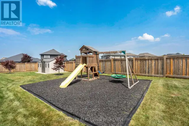25 HARDY COURT Lucan Biddulph (Lucan), Ontario in Houses for Sale in Grand Bend - Image 38