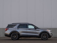 CARGET AUTOMOTIVE is thrilled to offer this 2022 Ford Explorer Timberline, a rugged, off-road-focuse... (image 5)
