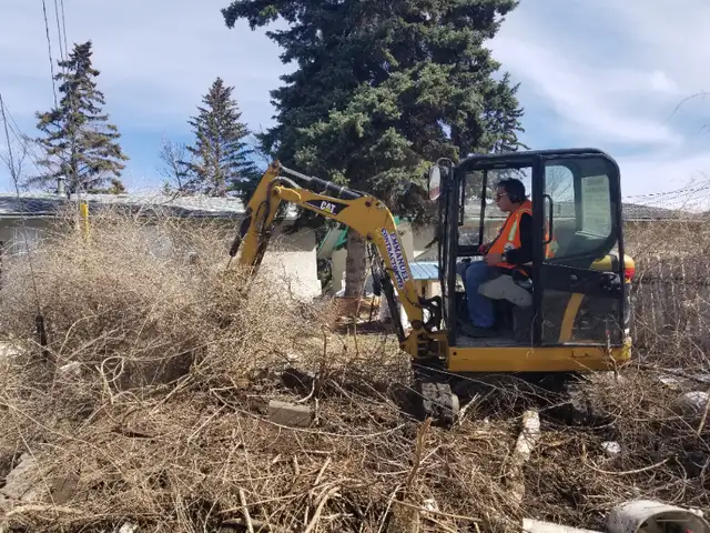 Demolitions, Garage, Small houses & Mobile Homes.63006658832131128
