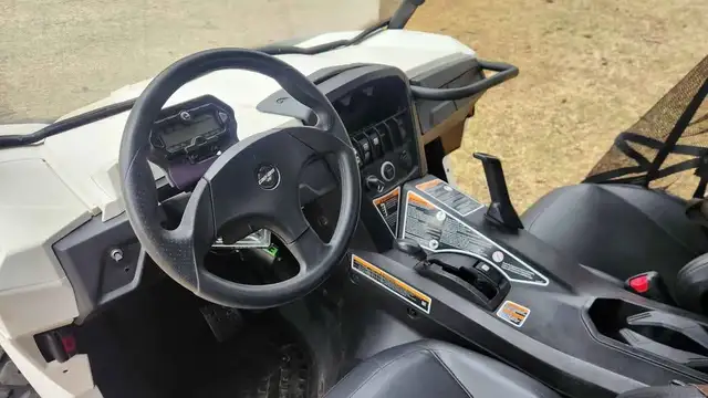 2018 CAN-AM COMMANDER 800R-FINANCE AVAILABLE!  in ATVs in Dartmouth - Image 8