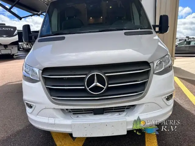 2025 Thor Motor Coach Four Winds Sprinter 24LV - Diesel in RVs & Motorhomes in Moncton - Image 12