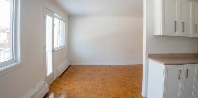 4 ½ à Louer – Vue sur le Fleuve Saint-Laurent in Long Term Rentals in City of Montréal - Image 4