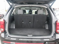 ABYSS BLACK,BLACK LEATHERETTE SEATING SURFACES,STANDARD PAINT,All Wheel Drive,MP3 Capability,Auxilia... (image 6)