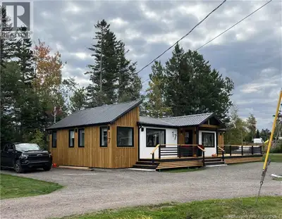 Looking for a refined home or cottage lifestyle that blends coastal luxury with year-round comfort?...
