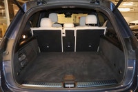 This Mercedes-Benz GLE 450 has a dependable Intercooled Turbo Gas/Electric I-6 3.0 L/183 engine powe... (image 7)