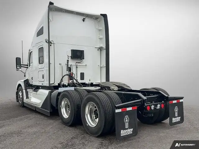 2025 Kenworth T680 in Heavy Trucks in Moncton - Image 5