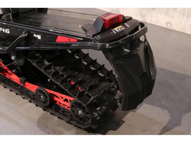 2024 Polaris 850 SWITCHBACK XC 146 ES in Snowmobiles in Ottawa - Image 10
