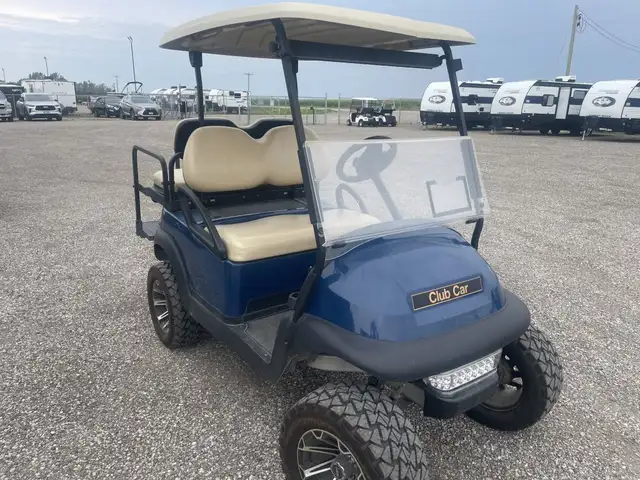 2013 CLUB CAR 4 SEATER in ATVs in Kitchener / Waterloo - Image 9