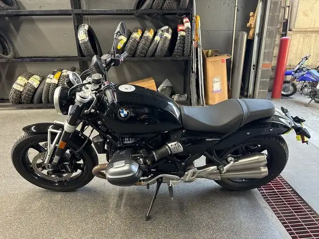 2024 BMW R 12 Blackstorm Metallic in Street, Cruisers & Choppers in Calgary - Image 10