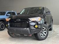 Four Wheel Drive,Tow Hitch,Conventional Spare Tire,Tires - Front All-Season,Premium Synthetic Seats,... (image 3)