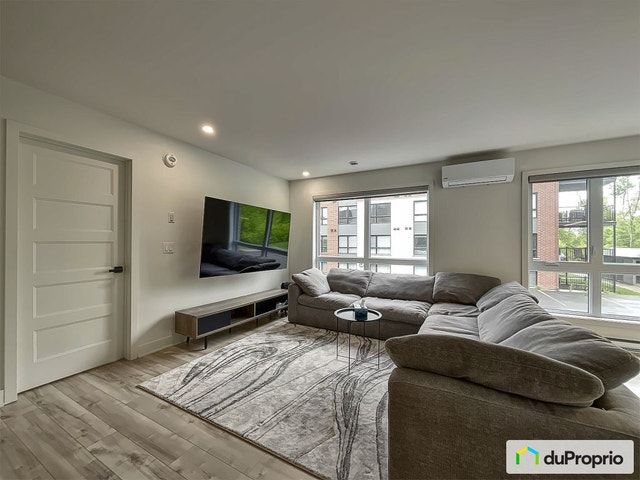 $429,900 - Condominium for sale in Longueuil (St-Hubert) — photo 2