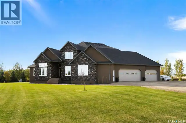 Batters Acreage Moose Mountain Rm No. 63, Saskatchewan in Houses for Sale in Regina - Image 3