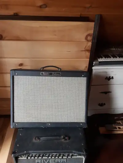 FENDER HOT ROD DELUXE  USA MODEL, View more