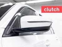 NO ACCIDENTS / CLEAN CARFAX / Rear View Camera, Parking Sensors, Auto Dimming Rearview Mirror and mo... (image 8)