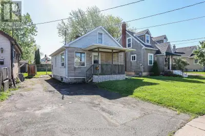 Looking for that great affordable starter or downsizing home that is well maintained and located nea...