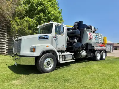 2019 Western Star • Cummins L9 370 HP Engine • Allison 3000 RDS Automatic Transmission • 20,000 Lbs....