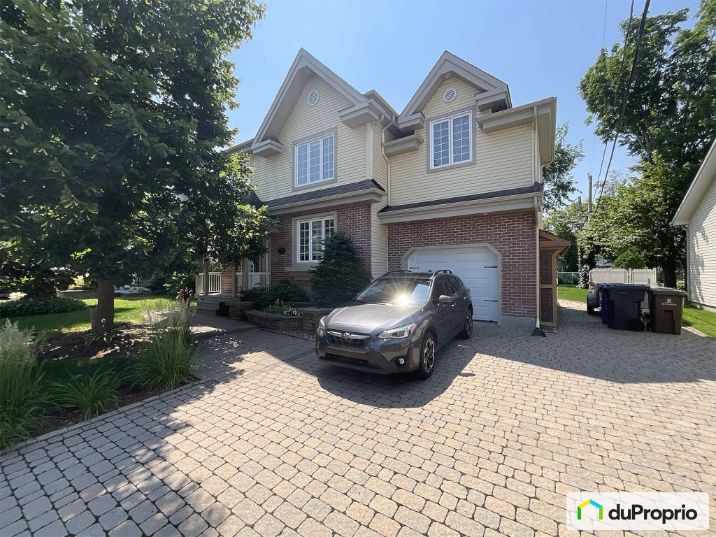 $896,000 - 2 Storey for sale in Terrebonne (Lachenaie) — photo 1