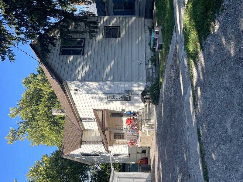 Cute and Cozy One Bedroom Apartment UPPER Long Term Rentals Sarnia