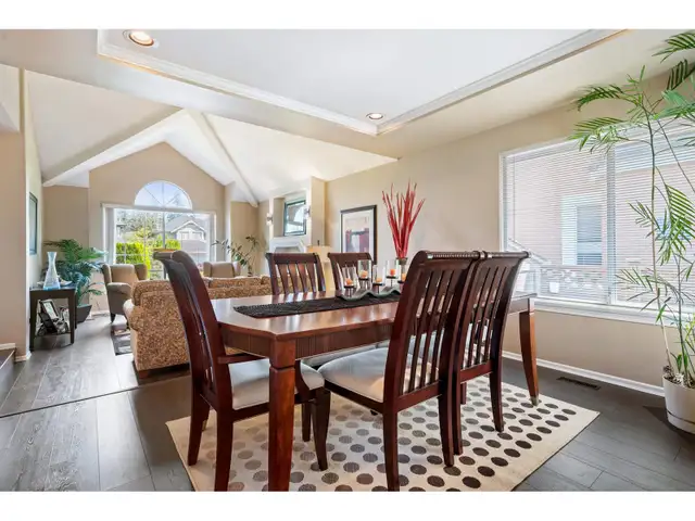 10931 161A STREET Surrey, British Columbia63235527665795124