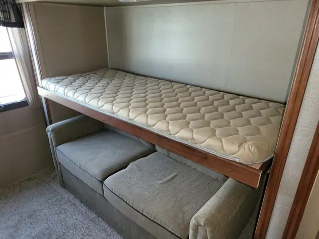 2014 Keystone OUTBACK 312 BH in Travel Trailers & Campers in St. Albert - Image 36